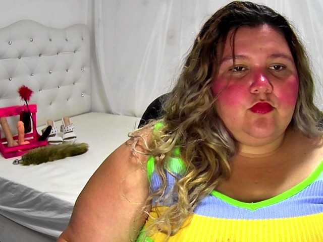 Емитувани слики од екранот squirt322bbw2