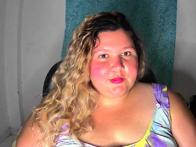 Емитувани слики од екранот squirt322bbw2