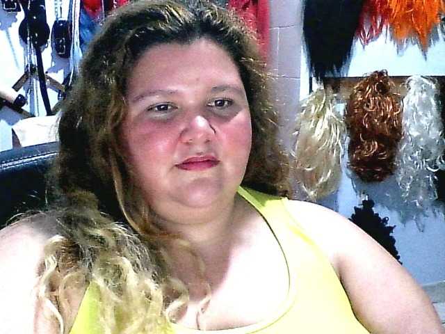 Емитувани слики од екранот squirt322bbw2