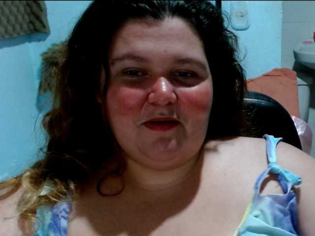Емитувани слики од екранот squirt322bbw2