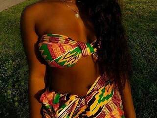 Еротски видео разговор Squirty-babe