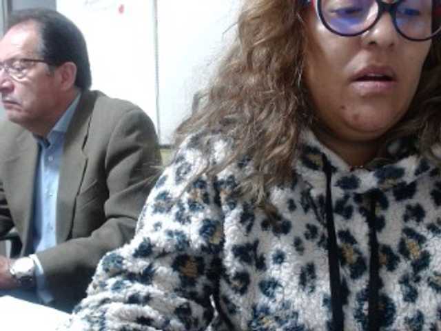 Емитувани слики од екранот SrSmith-59