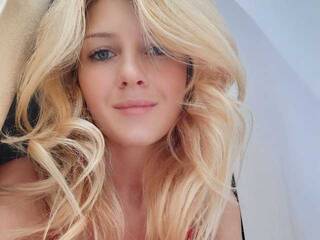 Еротски видео разговор StaciaGreeg