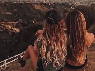 Еротски видео разговор StarryVibe