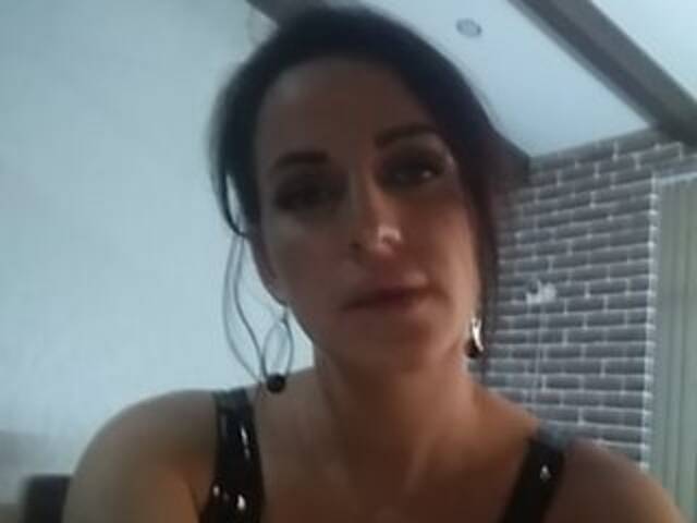 Емитувани слики од екранот Stella011