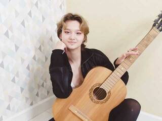 Еротски видео разговор StrawberryLoa