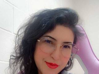 Еротски видео разговор Strawberrymoon