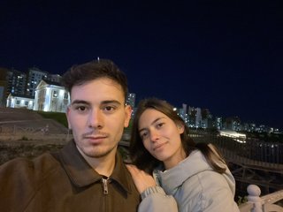 Еротски видео разговор SugarPeeach