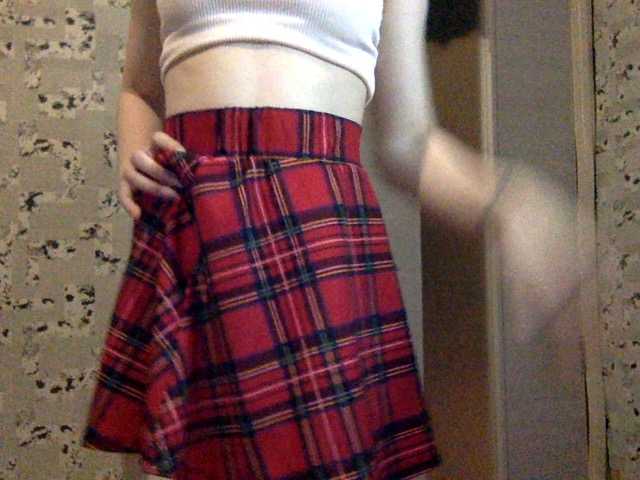 Емитувани слики од екранот _kissaaa_