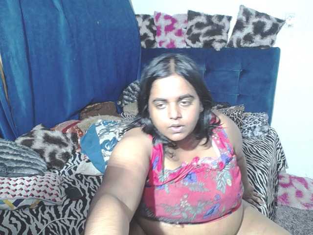 Фотографии SusanaEshwar hi guys motivate me with your tks to squirt now MMMMMM BIG FAT SHAVED PUSSY
