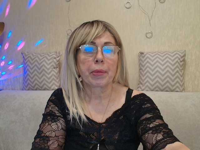 Емитувани слики од екранот SusieNoreen