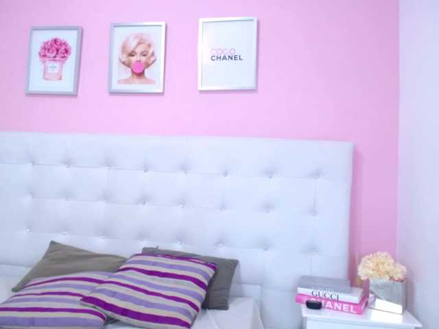 Емитувани слики од екранот SussanKing