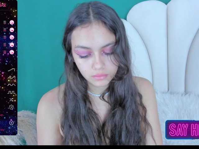Емитувани слики од екранот susydark23