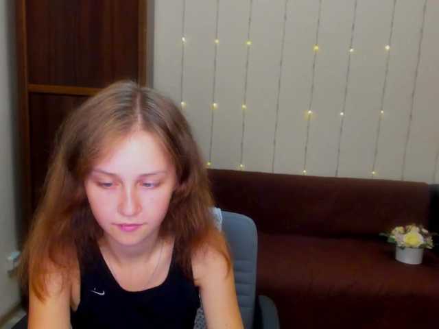 Емитувани слики од екранот Suzydollj229