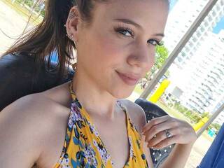 Еротски видео разговор sweet--april