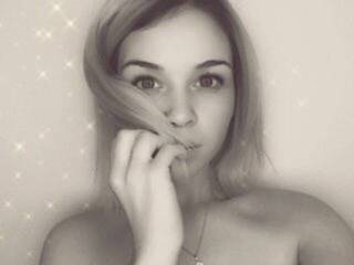 Еротски видео разговор Sexxxyloves