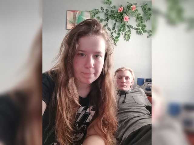 Емитувани слики од екранот sweetkitty18