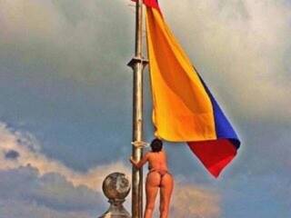 Еротски видео разговор sweetlatin22