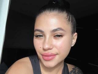 Еротски видео разговор SweetLya09