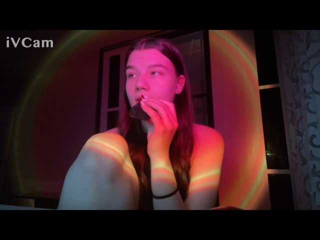 Емитувани слики од екранот sweetmadamsss