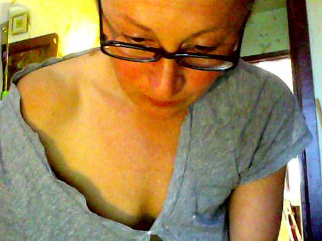 Емитувани слики од екранот SweetNusya