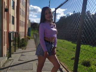 Еротски видео разговор Sweetpeach-2