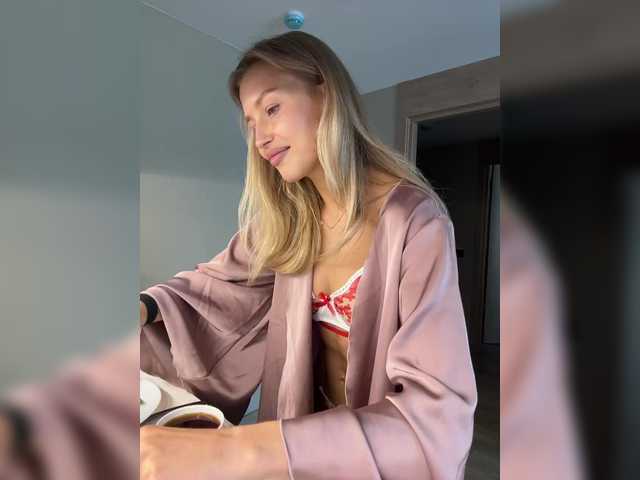 Емитувани слики од екранот sweetpeach77