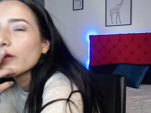 Емитувани слики од екранот sweett-small