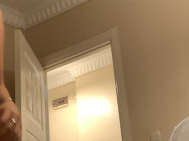 Емитувани слики од екранот swettykitty