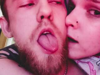 Еротски видео разговор Airwoltina