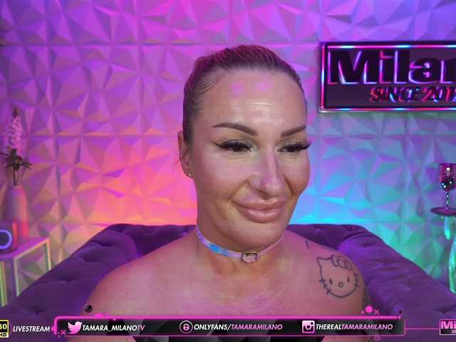 Емитувани слики од екранот TamaraMilano