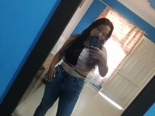 Еротски видео разговор TamyHoney