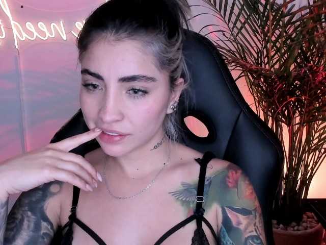 Фотографии Taniiga1 Hello Guys!❤ #new #18 #squirt #anal #blowjob #feet #teen