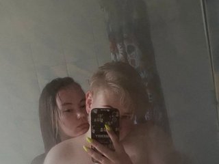 Еротски видео разговор Tanya-and-Sara