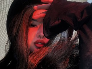 Еротски видео разговор Tattoo-kim