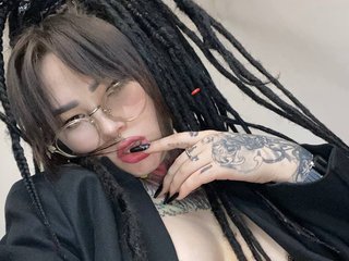 Еротски видео разговор Tattoo-kim