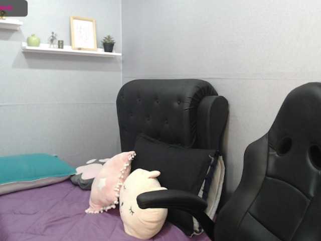 Емитувани слики од екранот taylor-smith