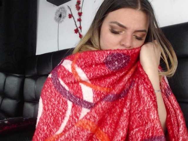 Фотографии taylorsweett #latina #young #daddy #horny #anal I want to be fucked who helps me
