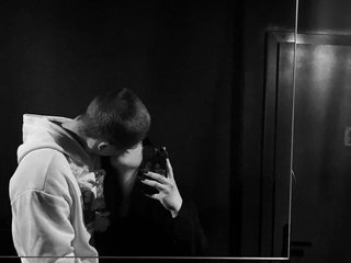 Еротски видео разговор TeenVibes-18-