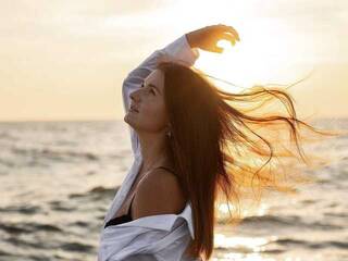 Еротски видео разговор Tendermermaid