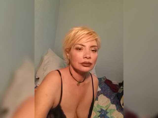 Емитувани слики од екранот Tequilera