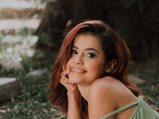 Еротски видео разговор Thalia-11