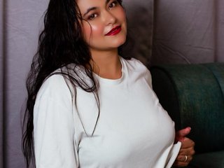 Еротски видео разговор Thalulla