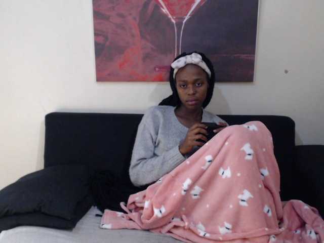 Емитувани слики од екранот ThickAss1999