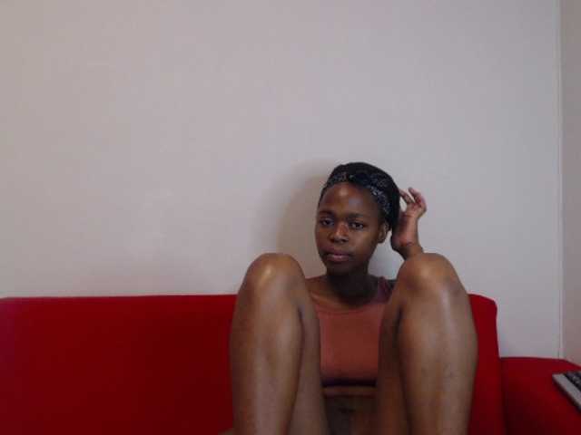 Емитувани слики од екранот ThickAss1999