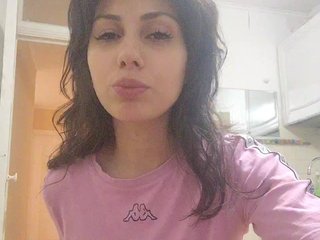 Еротски видео разговор Tinablackkk