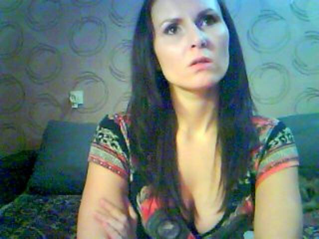 Емитувани слики од екранот tinacream