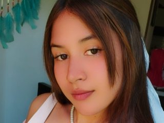 Еротски видео разговор tinibunny