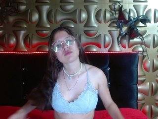 Еротски видео разговор tinibunny