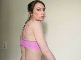 Еротски видео разговор TinkerHell